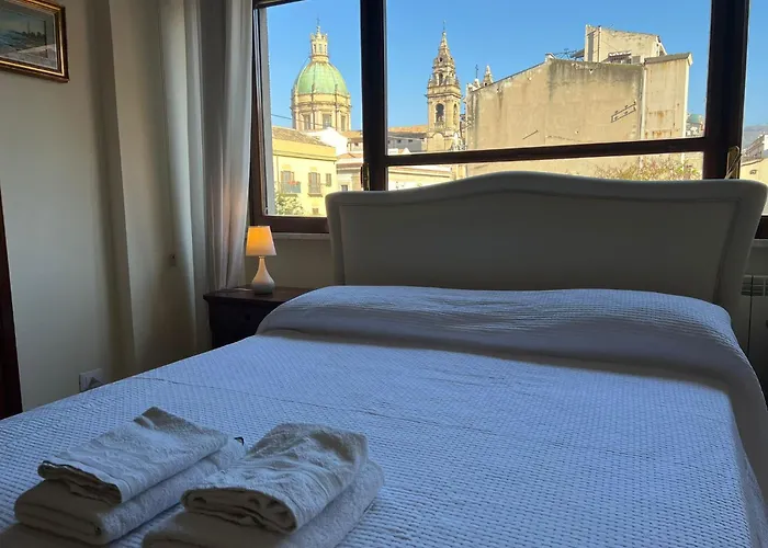 Bed and Breakfast Contecavour Palermo